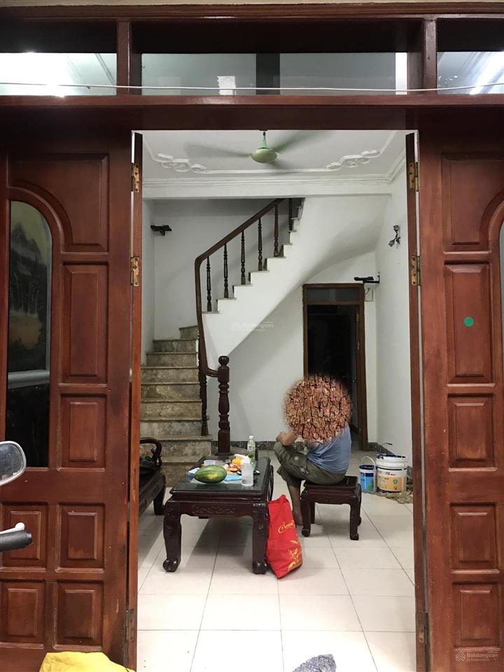 Cho thuê nhà riêng tại số 34 ngõ 667/9 nguyễn văn cừ, 5.5 triệu/th, 80m2
