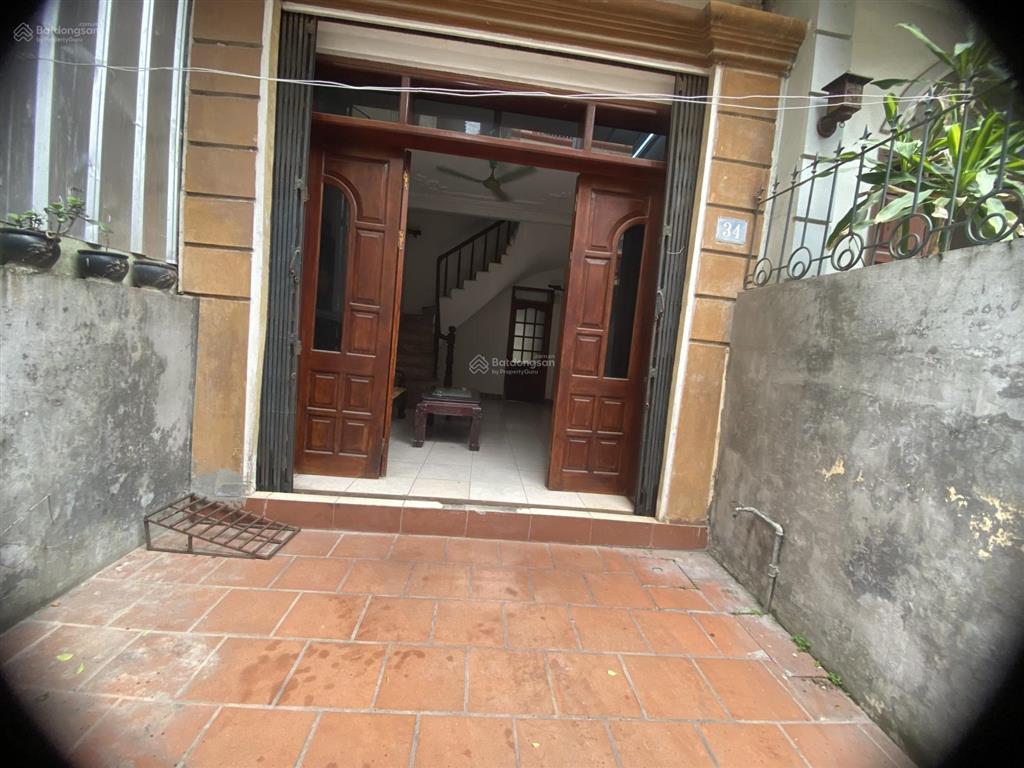 Cho thuê nhà riêng tại số 34 ngõ 667/9 nguyễn văn cừ, 5.5 triệu/th, 80m2