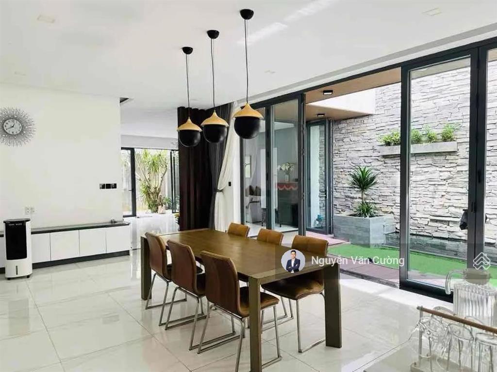 Bán nhà biệt thự 3 tầng trung tâm hải châu đà nẵng full nội thất cao cấp 25 tỷ