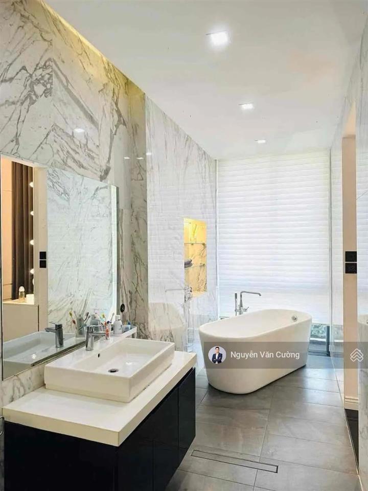 Bán nhà biệt thự 3 tầng trung tâm hải châu đà nẵng full nội thất cao cấp 25 tỷ