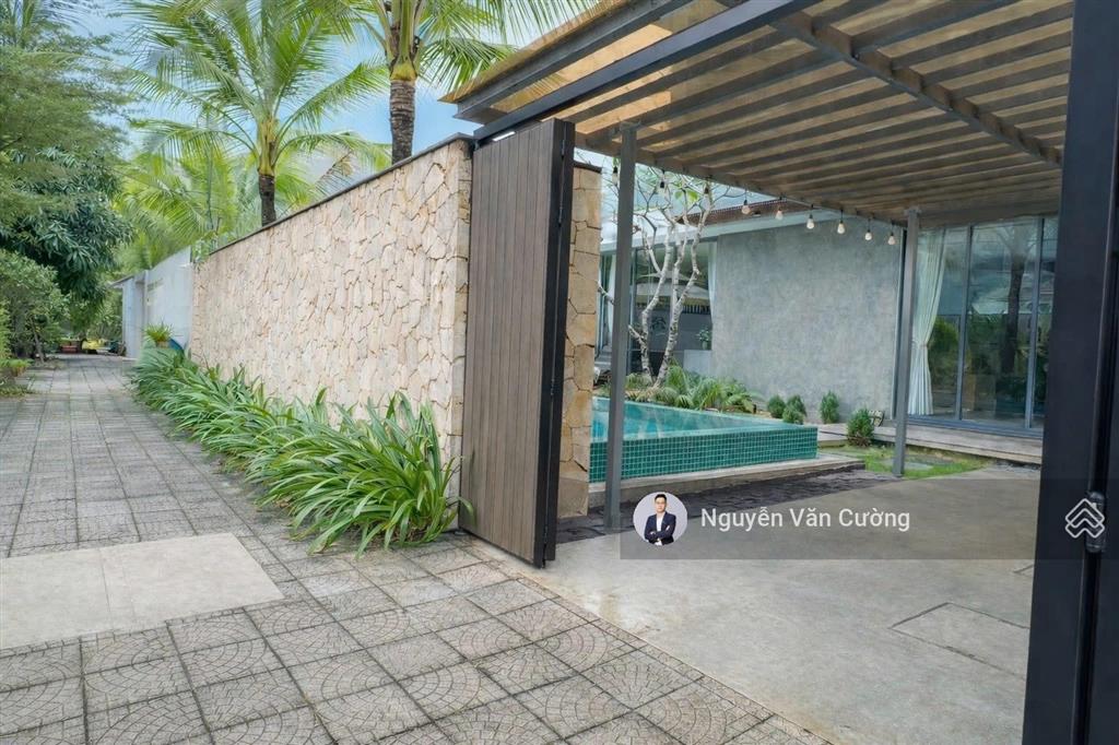 Siêu phẩm villa 3 tầng nam việt á sát sông  thiết kế sang, xịn, mịn