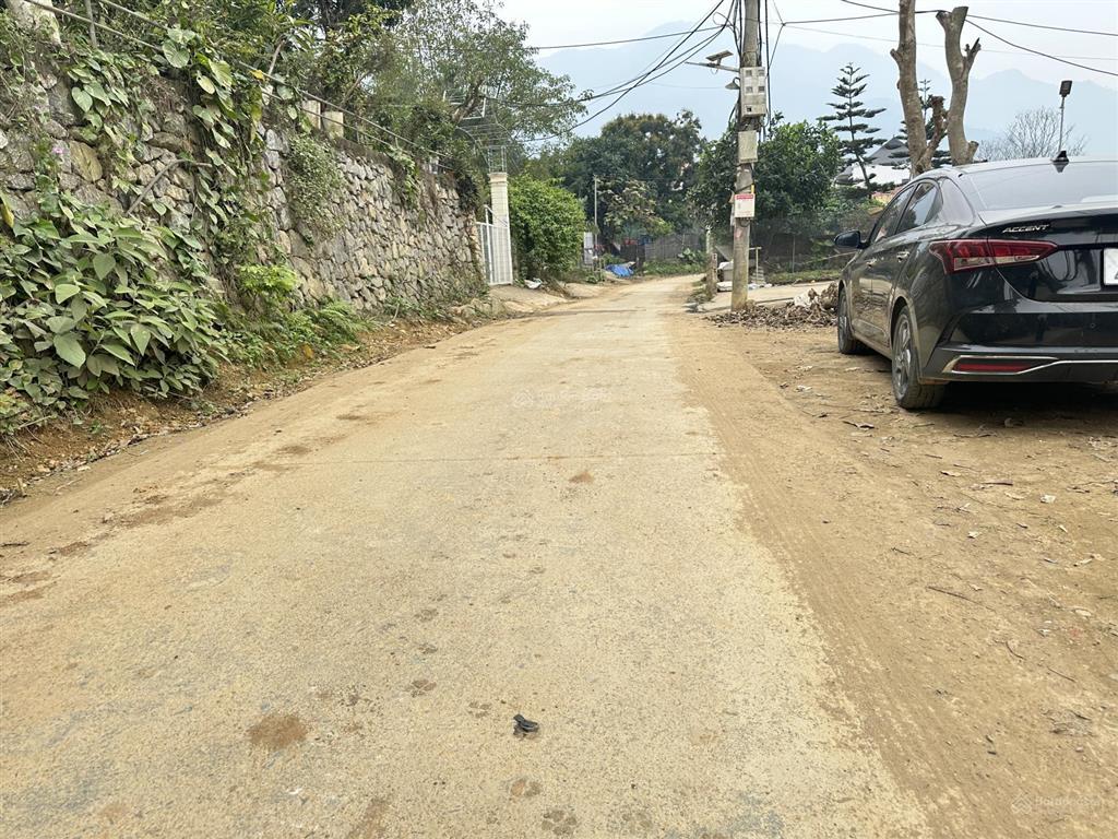 Hàng hiếm đất tiến xuân thạch thất view cánh đồng thoáng đẹp các biệt thự xung quanh.  0975 112 ***