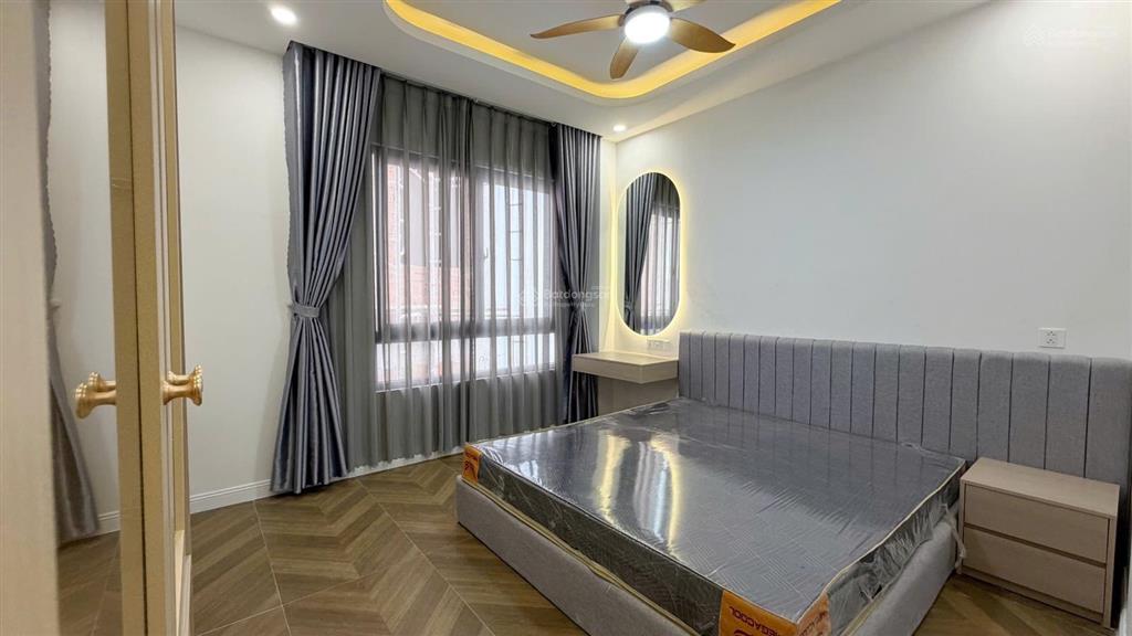 Chính chủ cần bán nhà đường 385 lê văn việt giá 10 tỷ 6