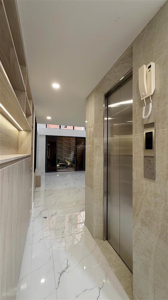 Chính chủ cần bán nhà đường 385 lê văn việt giá 10 tỷ 6