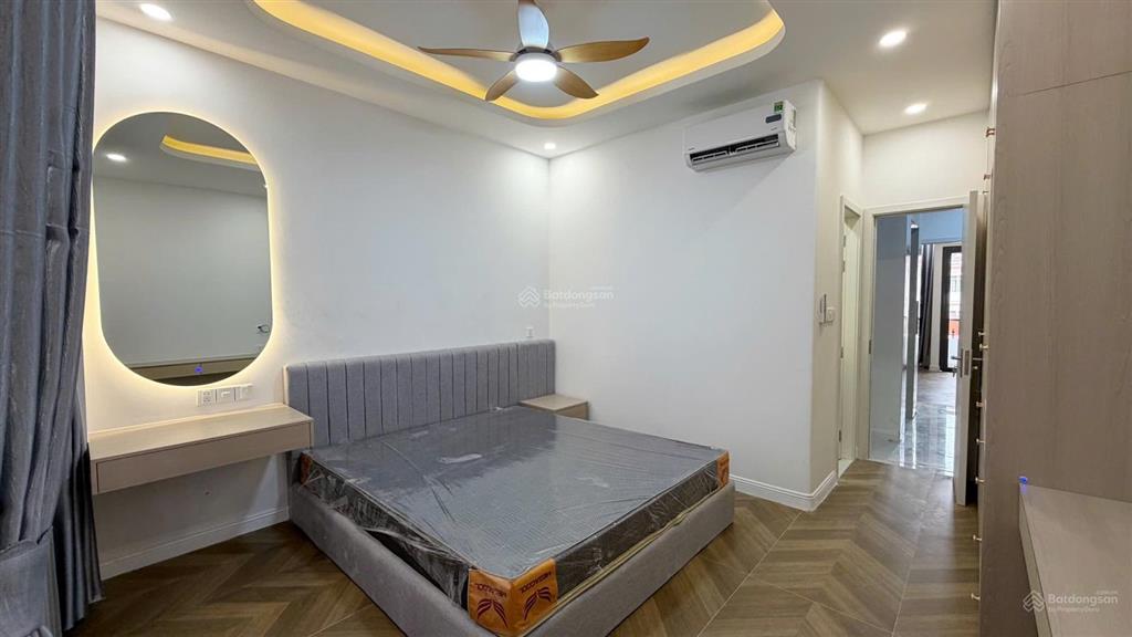 Chính chủ cần bán nhà đường 385 lê văn việt giá 10 tỷ 6