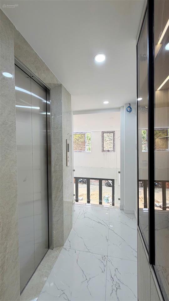 Chính chủ cần bán nhà đường 385 lê văn việt giá 10 tỷ 6