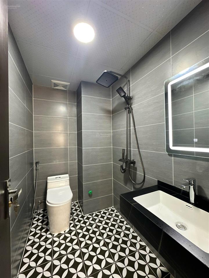 Bán cc a2 kim giang, 5,9 tỷ, 70m2, 3pn, 2wc, nhà đẹp full nội thất  hot