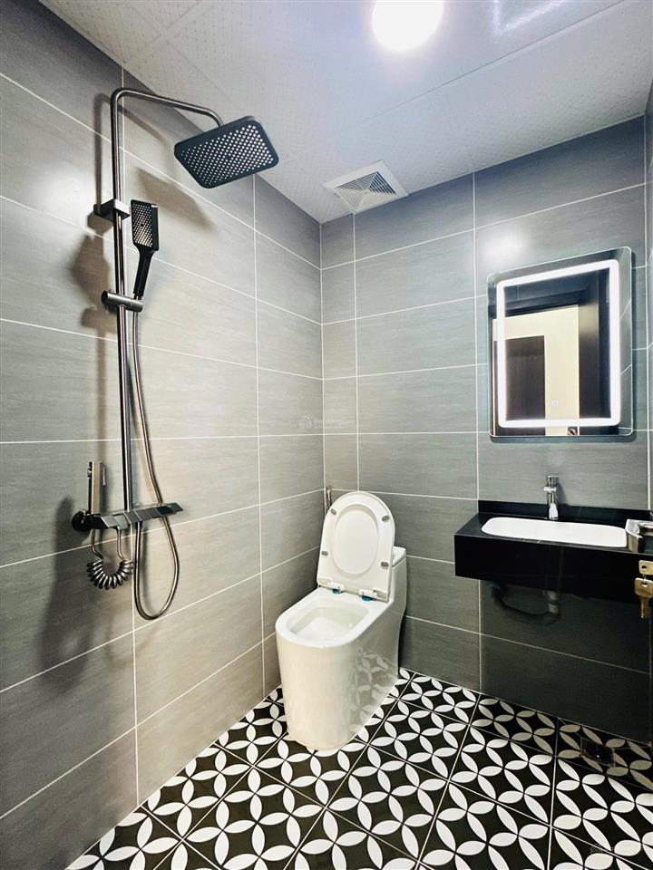Bán cc a2 kim giang, 5,9 tỷ, 70m2, 3pn, 2wc, nhà đẹp full nội thất  hot