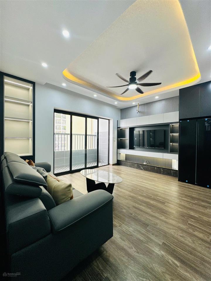 Bán cc a2 kim giang, 5,9 tỷ, 70m2, 3pn, 2wc, nhà đẹp full nội thất  hot