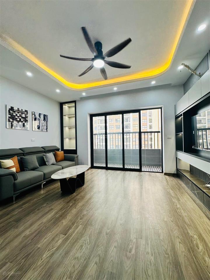 Bán cc a2 kim giang, 5,9 tỷ, 70m2, 3pn, 2wc, nhà đẹp full nội thất  hot