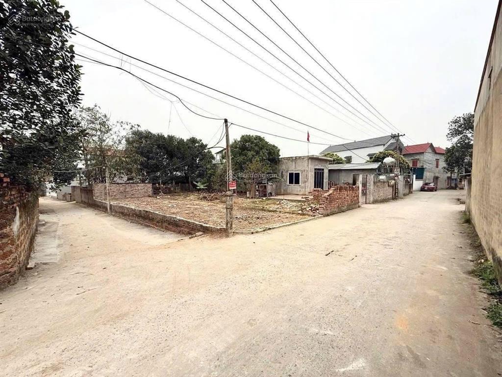 Chủ cần ra lô 100m2, mt5m, phú hạ, sóc sơn, lô góc, ô tô tải, 3.25 tỷ.