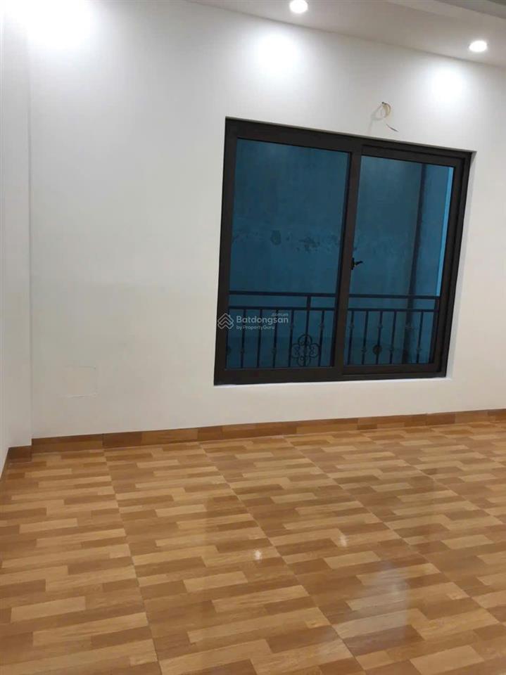 Bán nhà 5 tầng tại tứ hiệp thanh trì, 50m² dùng riêng, thêm sân chung rộng 30m², giá 8,6 tỷ