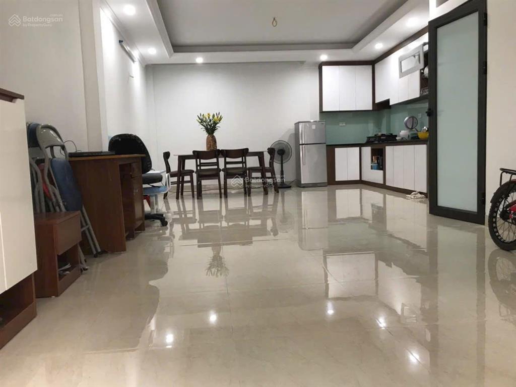 Bán nhà 5 tầng tại tứ hiệp thanh trì, 50m² dùng riêng, thêm sân chung rộng 30m², giá 8,6 tỷ
