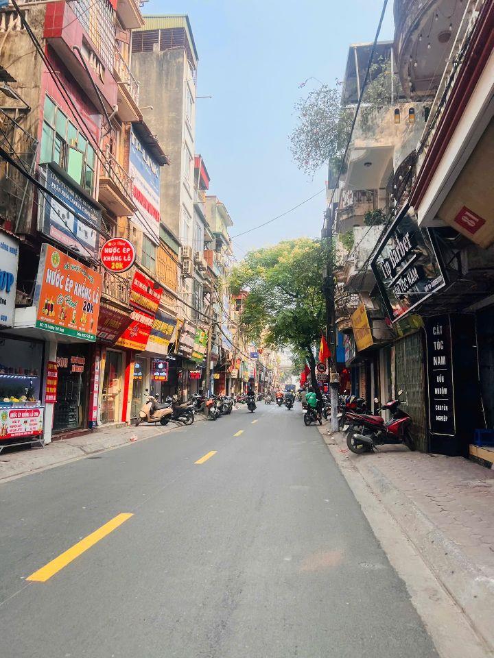 Bán nhà ngõ ô tô Lương Thế Vinh diện tích 76m2 mặt tiền 5,8m giá 21,8 tỷ LH 0945255902