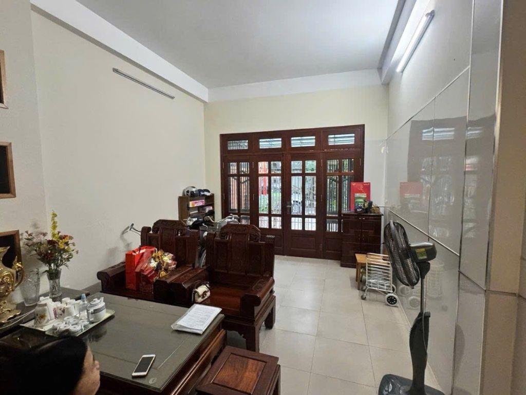 Bán nhà LK KĐT Văn Khê diện tích 56m2, giá 17.5 Tỷ LH 0945255902