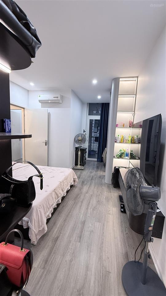 Bán căn hộ 88m2 thiết kế 2pn 2vs ban công vườn treo siêu hiếm bán tại chung cư usilk city. giá tốt!