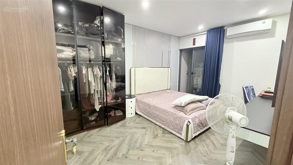 Gia đình có căn hộ cần bán. mẫu căn hiếm s 155m2 ban công vườn treo hpc landmark 105 tố hữu hà đông