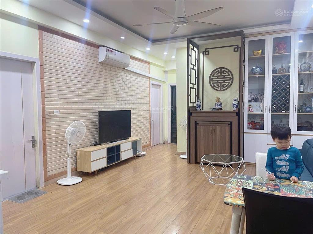 Chính chủ bán căn hộ 97m2 3pn full nội thất đẹp tại ct2 kđt văn khê, hà đông