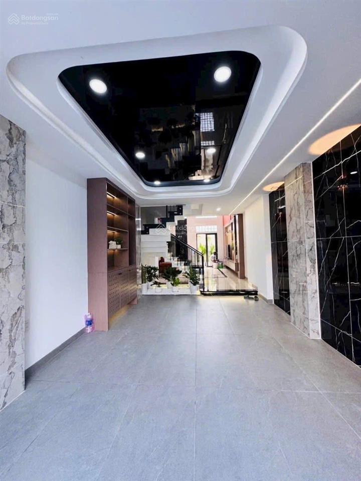 Nhà phố mới 100%  1 trệt 3 lầu  chỉ hơn 6 đồng
