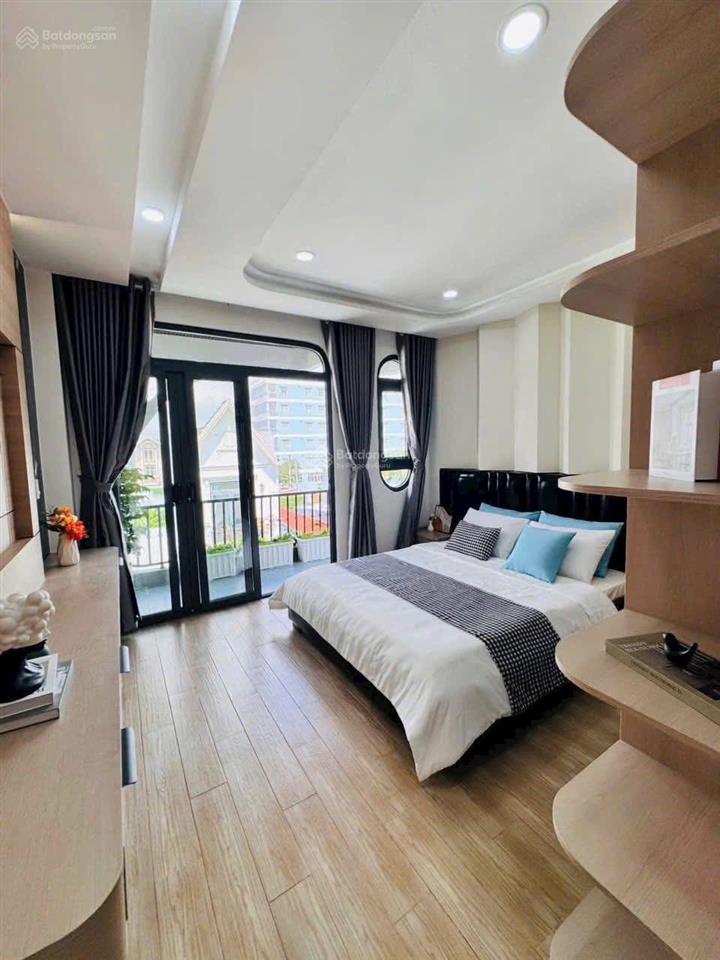 Nhà phố mới 100%  1 trệt 3 lầu  chỉ hơn 6 đồng