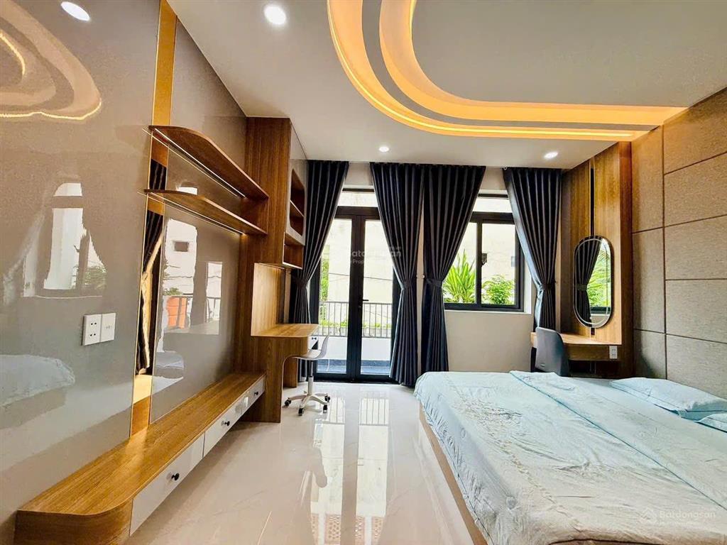 Nhà phố xây kiên cố 2 lầu gần cao đẳng điện lực  hẻm chuẩn 6m ô tô  chỉ hơn 5.5 tỷ