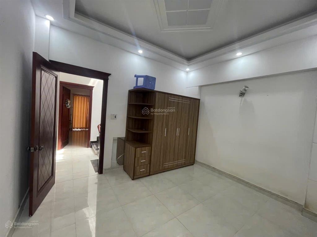 Cần bán căn nhà xây kiên cố ở tx22  hẻm xe hơi 8m  dân trí