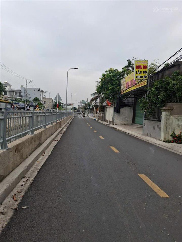 Giảm giá bán gấp nhà mới xây thạnh xuân 33  hẻm 6m xe hơi đỗ cửa