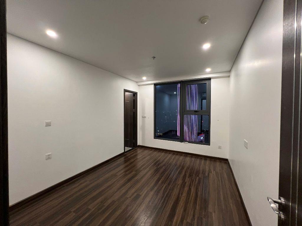 Cho thuê căn hộ 2 ngủ, 2 wc ngay gần trung tâm, giá chỉ chưa đến 7 triệu/tháng.﻿