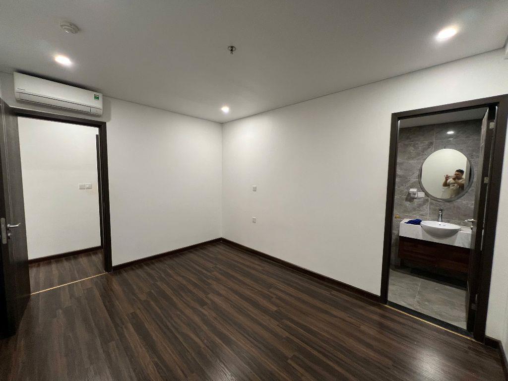Cho thuê căn hộ 2 ngủ, 2 wc ngay gần trung tâm, giá chỉ chưa đến 7 triệu/tháng.﻿