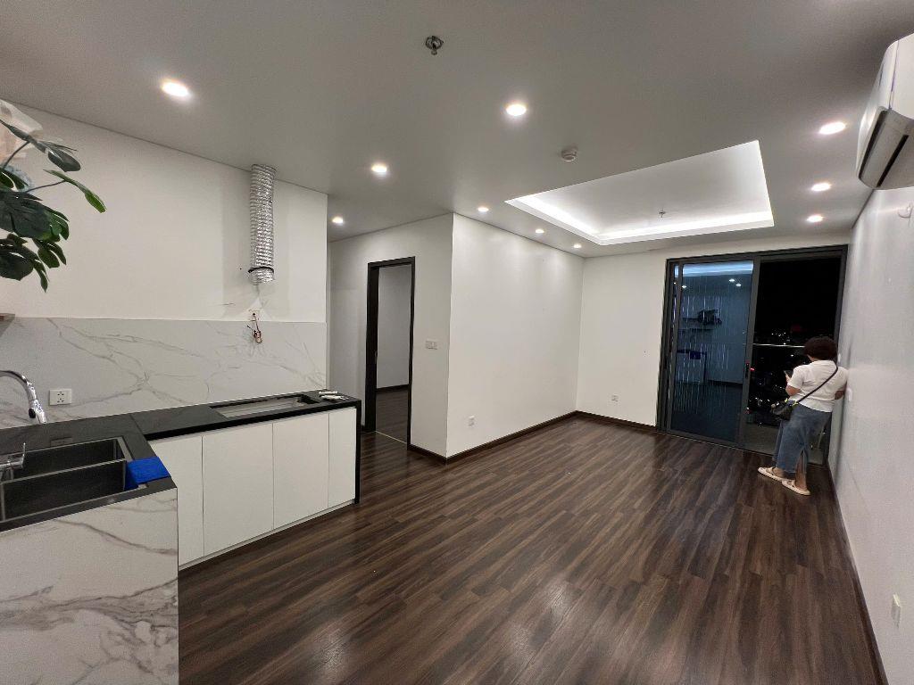Cho thuê căn hộ 2 ngủ, 2 wc ngay gần trung tâm, giá chỉ chưa đến 7 triệu/tháng.﻿