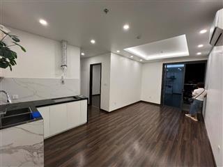 Cho thuê căn hộ 2 ngủ, 2 wc ngay gần trung tâm, giá chỉ chưa đến 7 triệu/tháng.﻿