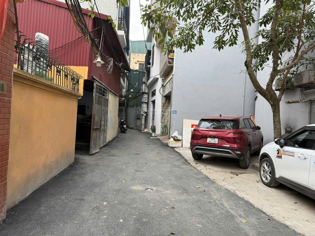 Bán nhà 3 tầng  41m2  quặng tiến đại mỗ giá 7.4 tỷ