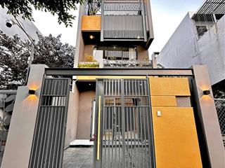 Nhà 3 tầng hoà xuân , nguyễn hiến lê