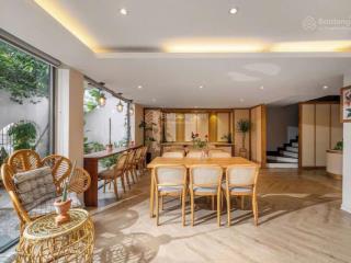 Bán villa siêu đẹp đỗ thế chấp, dt 240m2, sơn trà