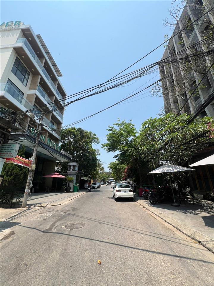 Bán đất chế lan viên, p ngũ hành sơn. dt 415m2