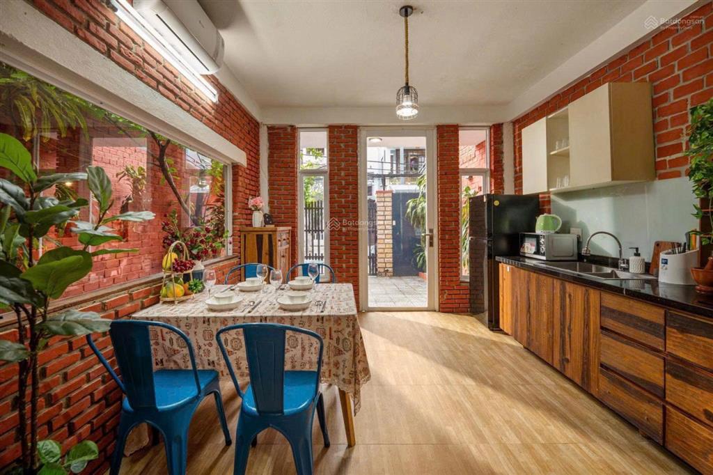 Bán nhà mt 2 tầng tân thái 9, dt 95m², sơn trà cực xinh