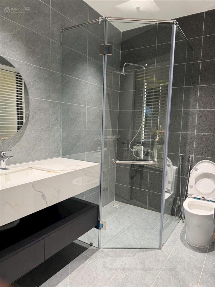 Nhà 3 tầng hòa xuân, nguyễn hiến lê, dt 100m²