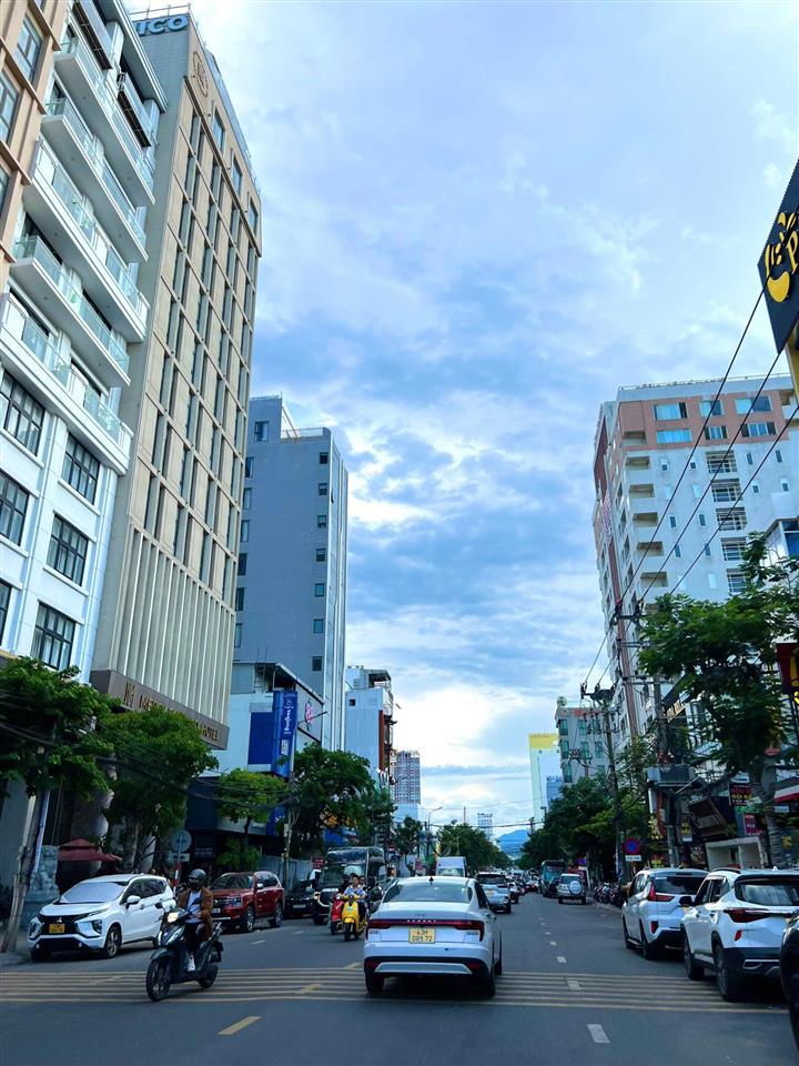 Bán khách sạn nguyễn văn thoại, phố tây