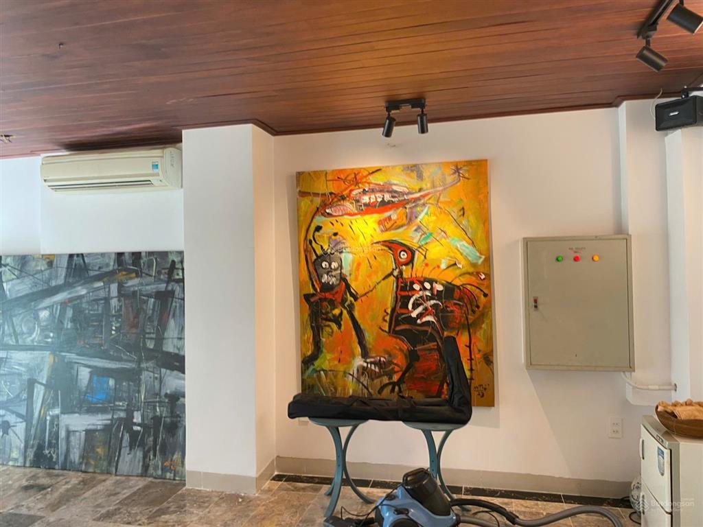 Bán khách sạn nguyễn văn thoại, phố tây