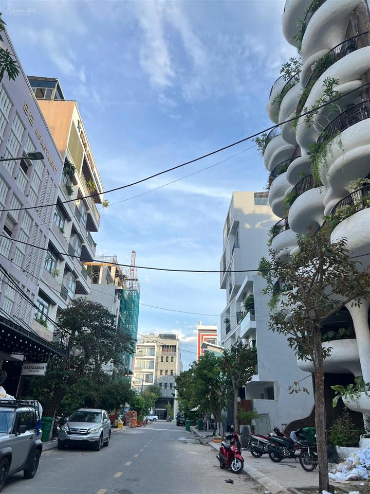 Bán lô đất khuê mỹ đông 14, đối diện công viên
