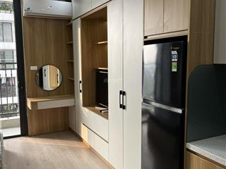 Chính chủ mới đầu tư căn hộ studio full đồ mới tinh, cho thuê giá tốt ở vh green bay vào đc luôn