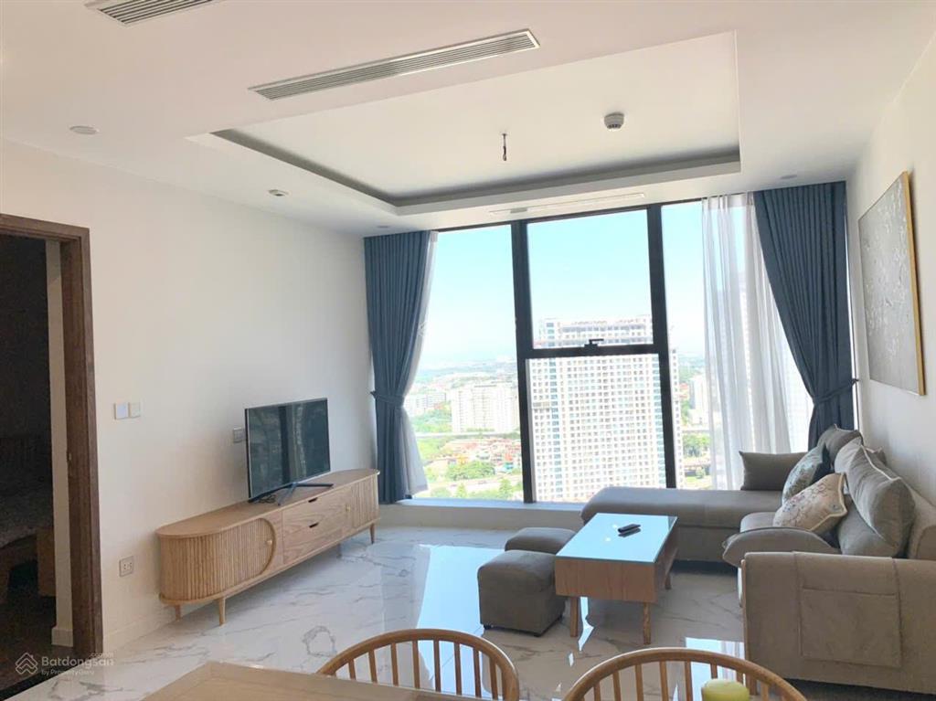 Giá tốt  8.9 tỷ bán nhanh căn 3 ngủ sunshine city hoàn thiện cao cấp về ở ngay.  0966 286 ***