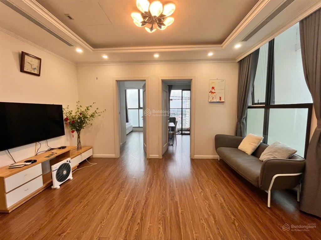 Chỉ 8.4 tỷ  sang tên ngay căn 3 p ngủ, dt 84m2 ss riverside view cầu nhật tân.  0966 286 ***