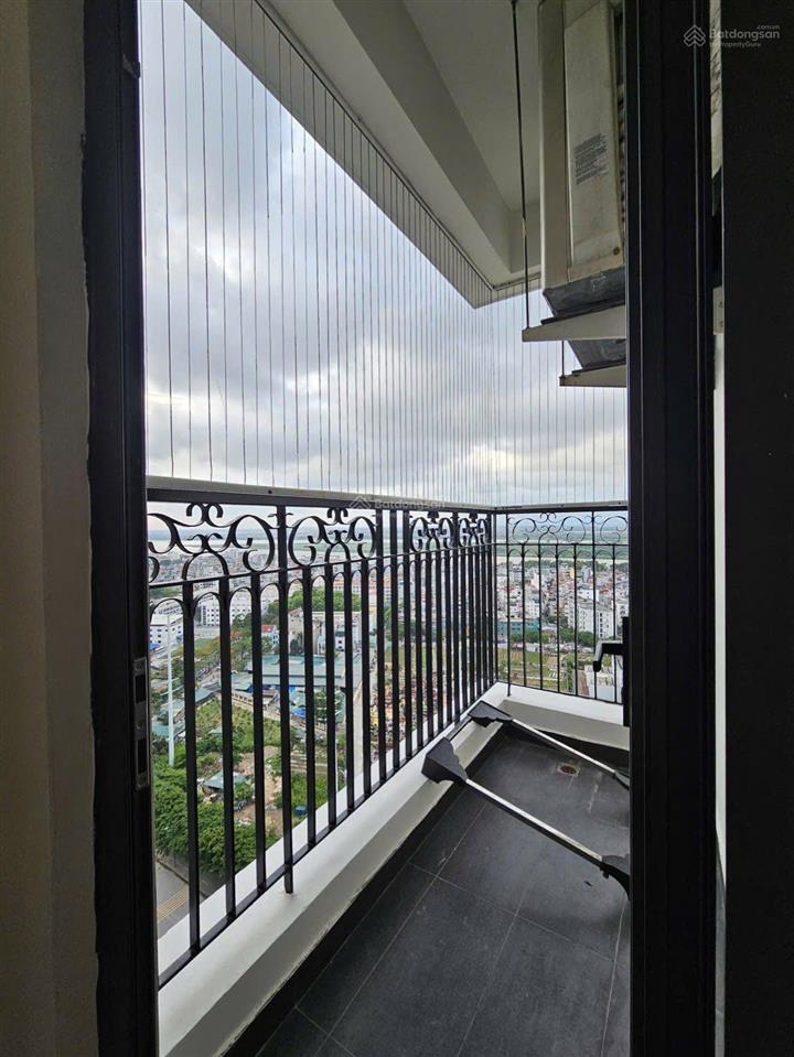 8.7 tỷ bao phí  bán căn góc 3 ngủ/90m2 tầng cao view sông hồng (full đồ+sổ)  0966 286 ***