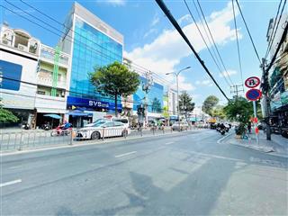 6.5x29m, mặt tiền hoàng hoa thám  cổng nhà ga t3  quận tân bình, 3 lầu, hđt 100 tr/tháng