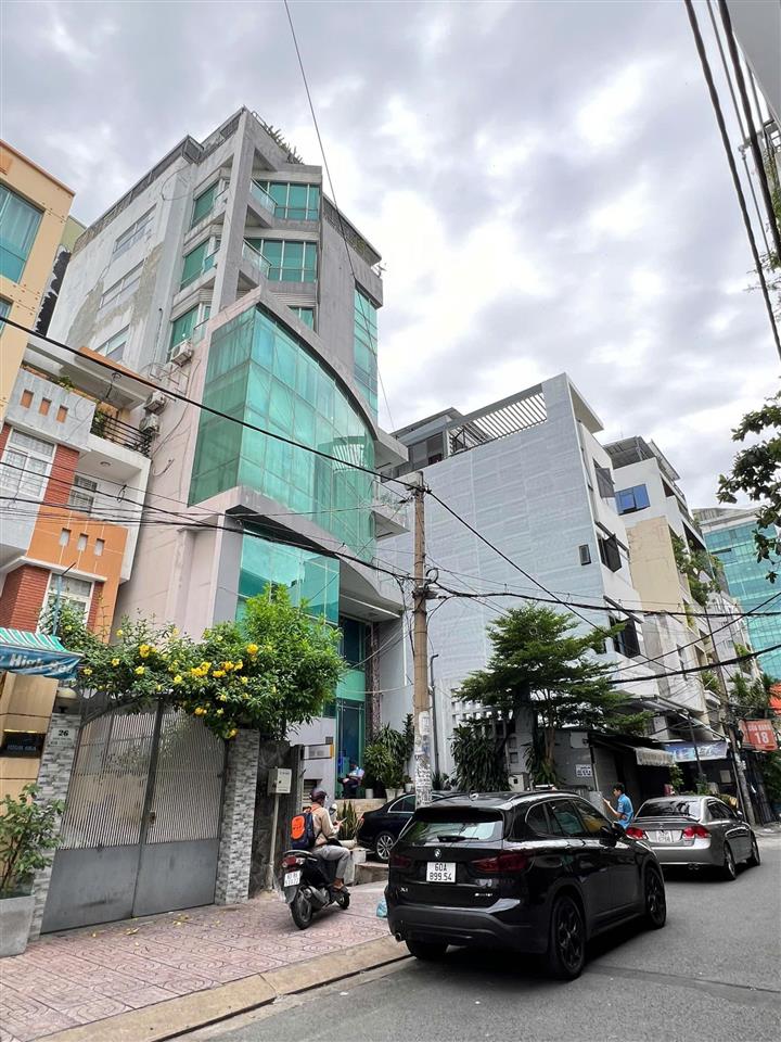 Cần bán tòa văn phòng mới xây, đường nguyễn thiện thuật  q3, đang cho thuê 70tr/th, giá 26 tỷ tl
