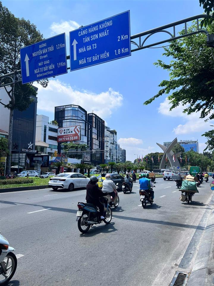 Building 1 hầm 8 tầng, mặt tiền đường trường sơn  phường 2  tân bình, có sẵn hđt 142 triệu/tháng