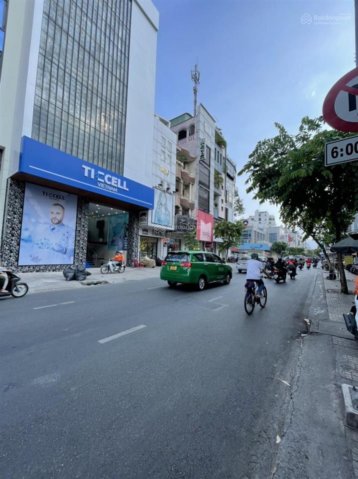 Bán building mới xây  mặt tiền k300  phường 12  tân bình, 6.8x32m, có thang máy