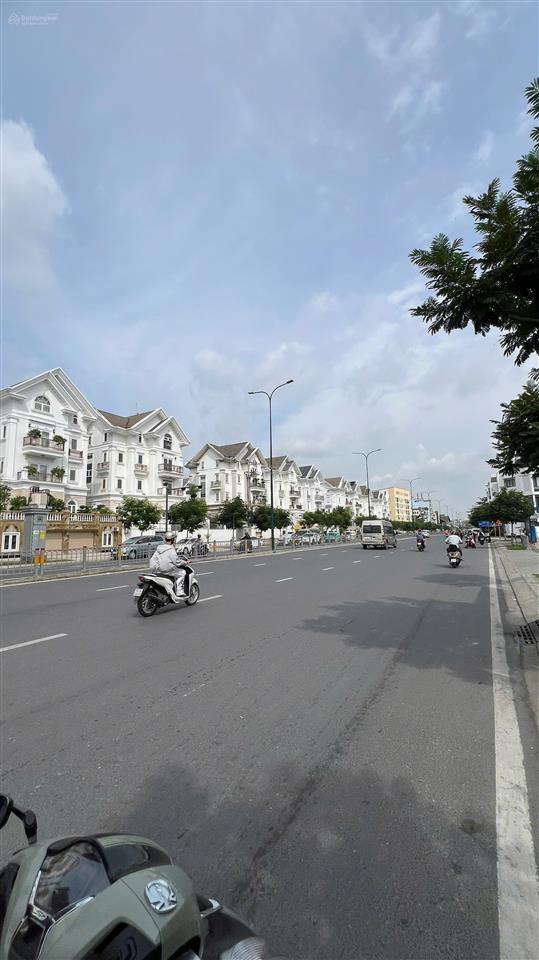 Biệt thự 2 mặt tiền dương quảng hàm  city land garden hills  13.5x20m  hầm 4 lầu  hđt 150tr