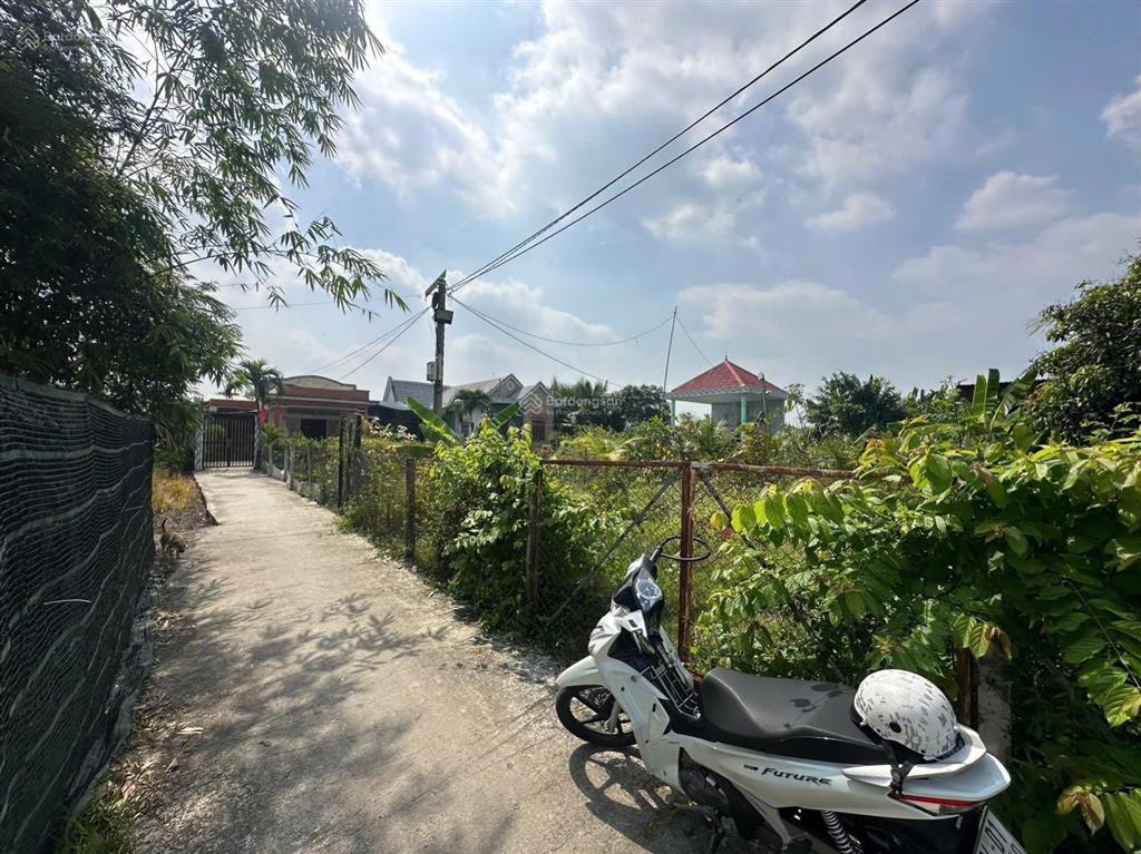 Nhà vườn 1086m2 xã hưng long bình chánh(đất vườn)